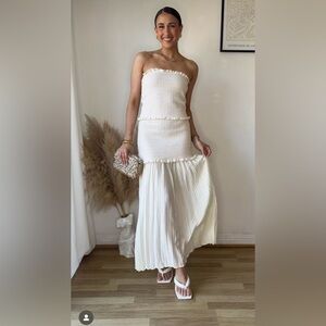 Spring /summer 🌺NWT ZARA  knit top S ,M and L 
🚨 My prices are firm, no discount